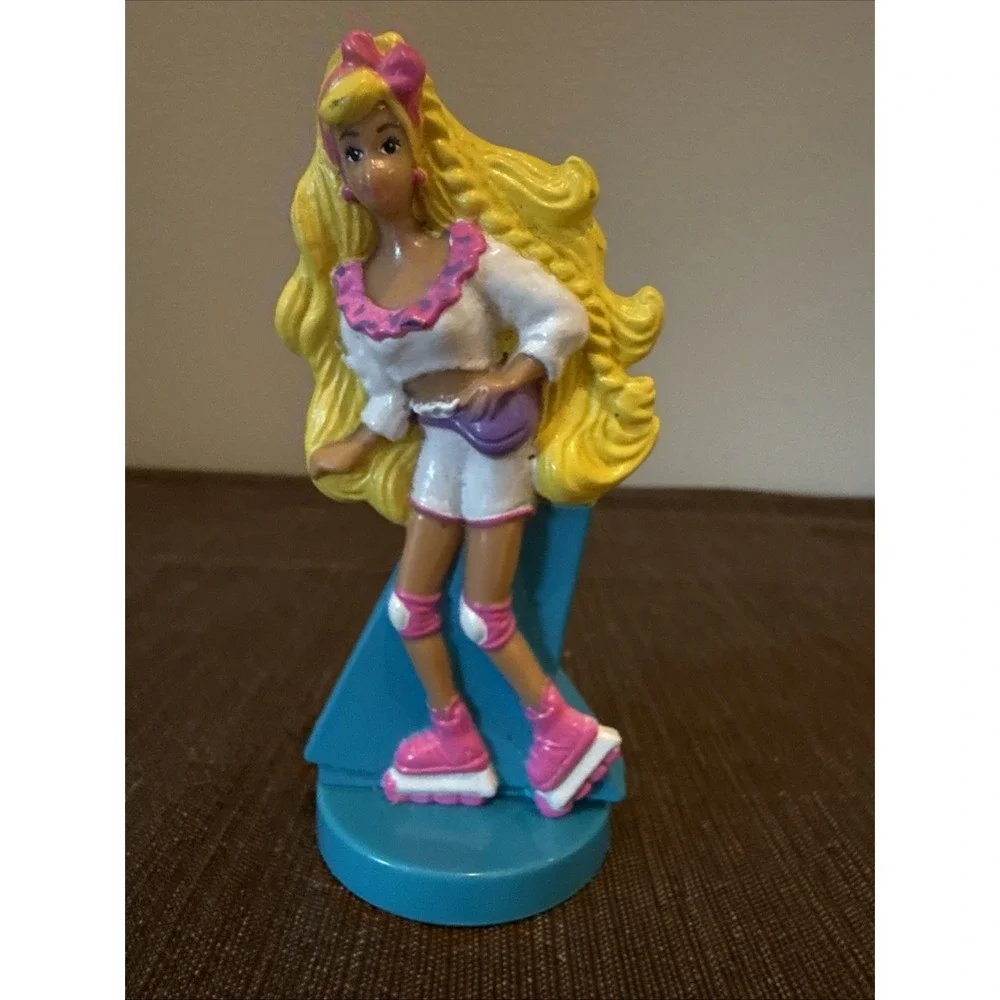 1992 McDonald's Happy Meal Beach Barbie Toy/Cake Topper